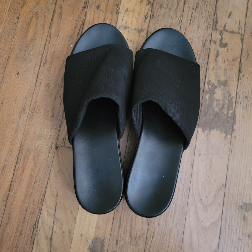 Classic Black Slide Platfotm Sandals